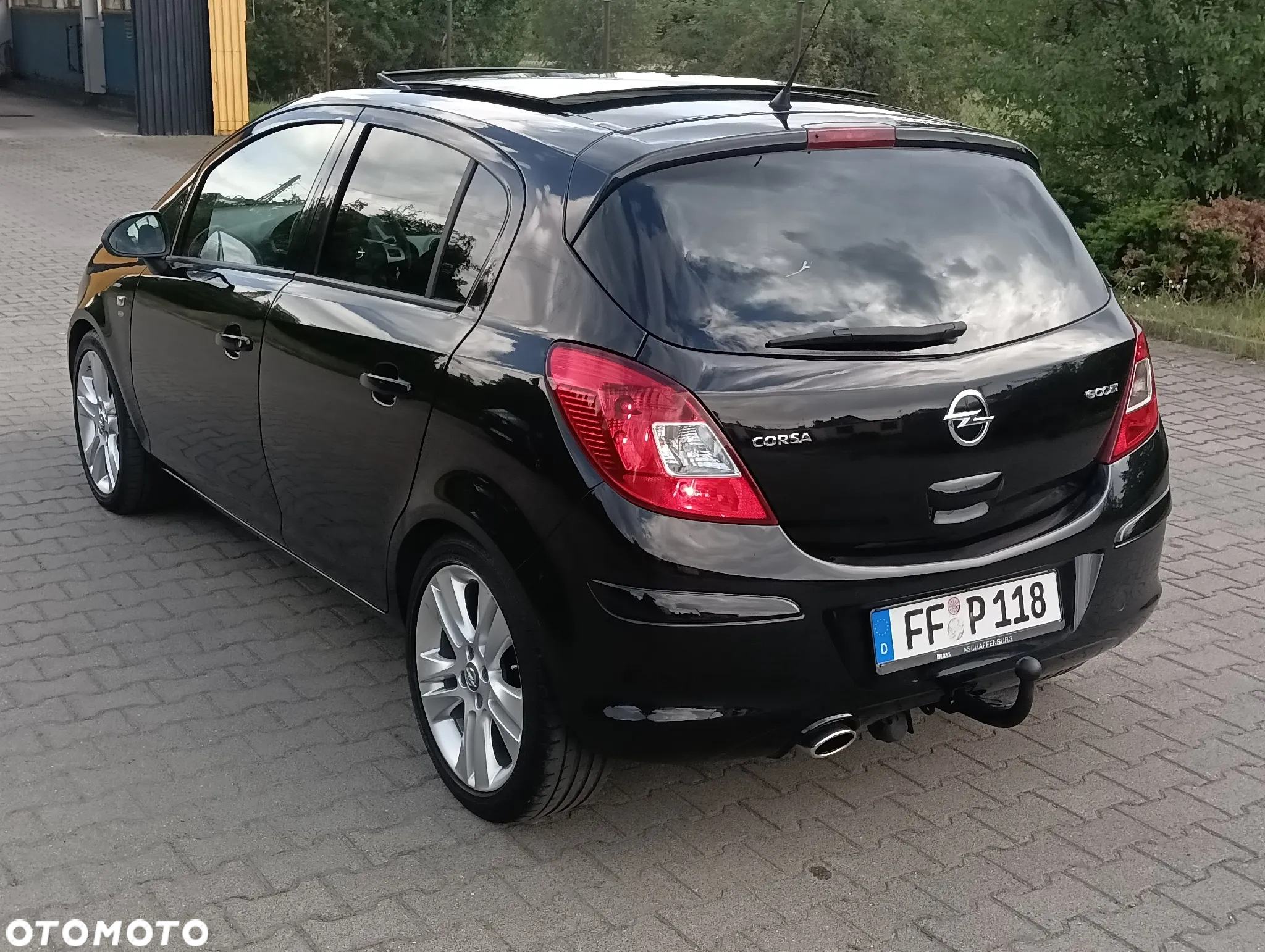Opel Corsa 1.2 16V EcoFLEX Satellite - 9