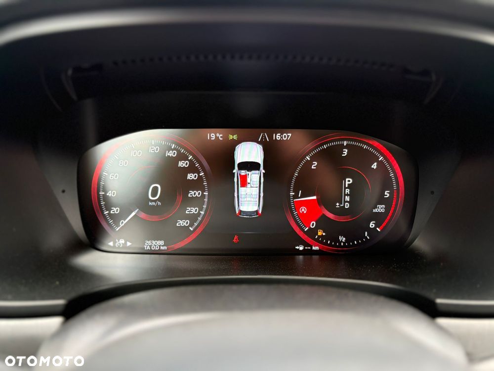 Volvo V90 D4 AWD Geartronic Momentum - 15