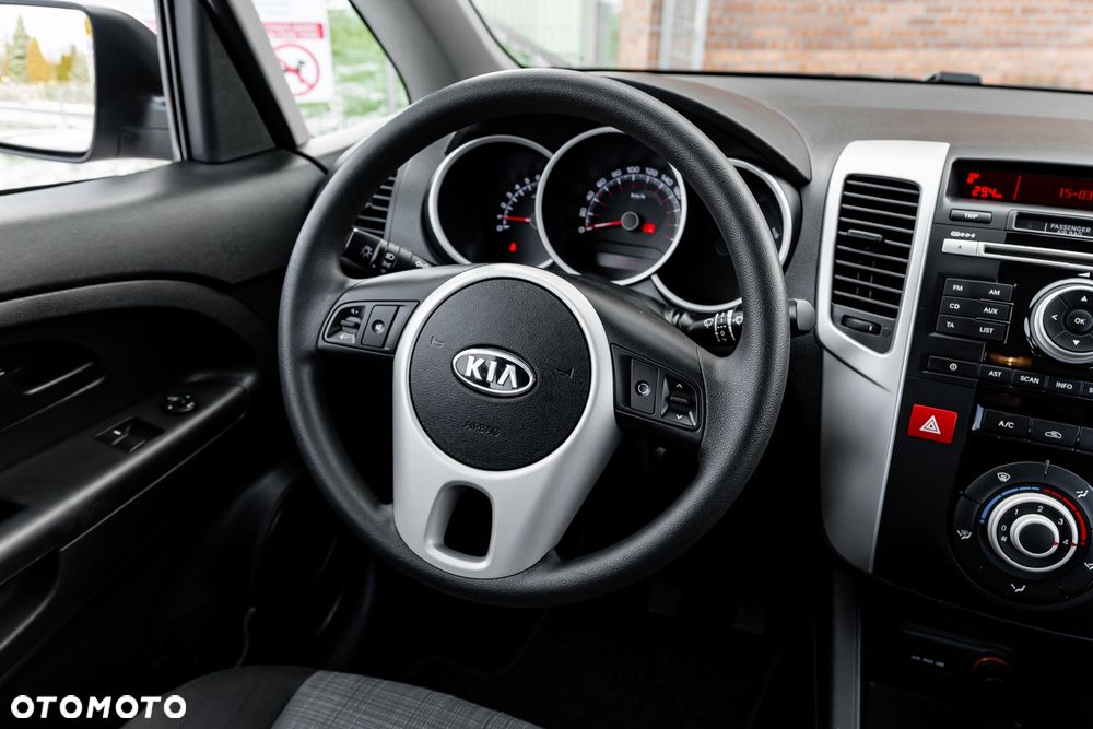 Kia Venga 1.4 CVVT Titanium Collection - 29