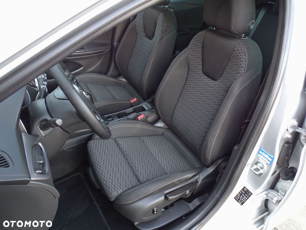 Opel Astra 1.4 Business - 19