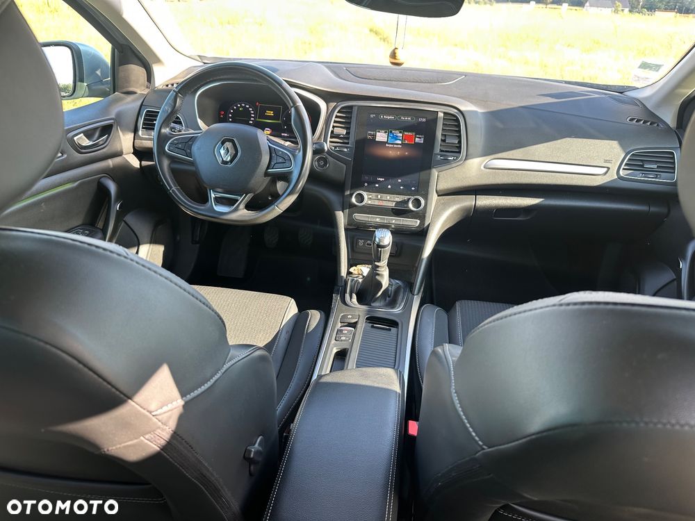 Renault Megane 1.5 Blue dCi Intens - 17