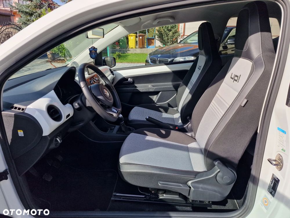 Volkswagen up! 1.0 black - 20