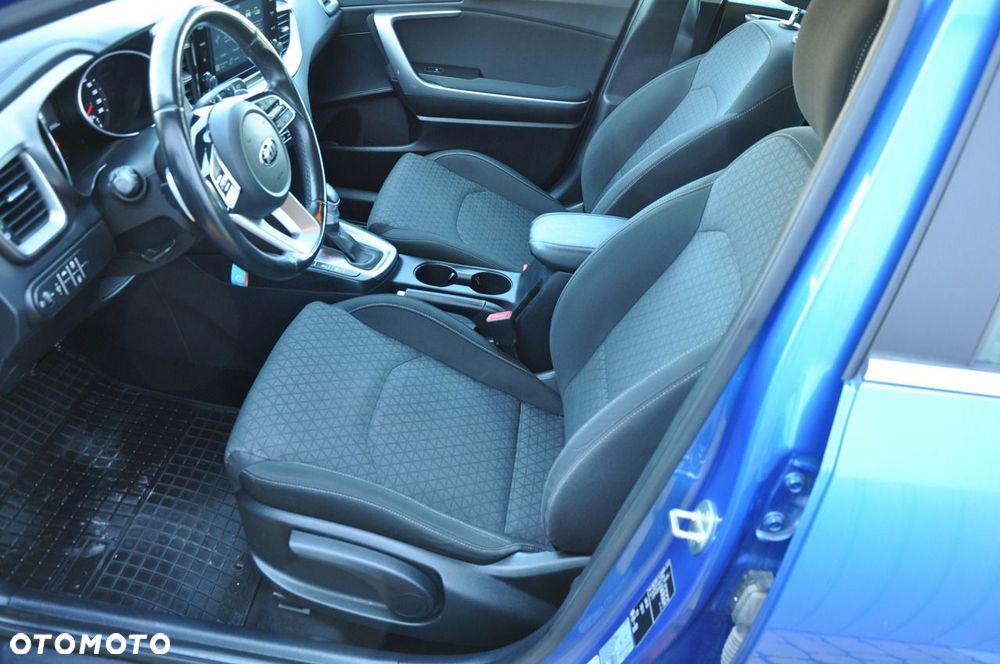 Kia Ceed 1.4 T-GDI L Business Line DCT - 11