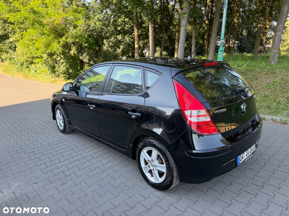 Hyundai i30 i30cw 1.4 UEFA EURO 2012 Edition - 6