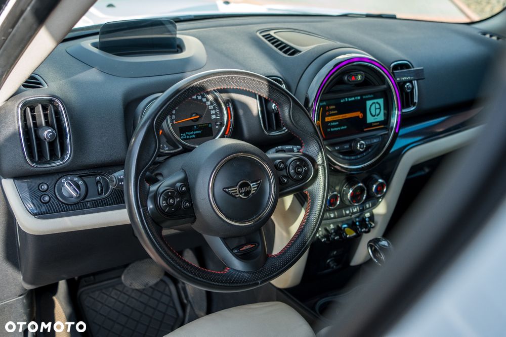MINI Countryman Cooper S E ALL4 - 16