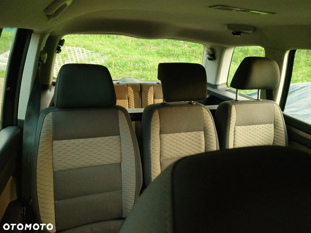 Volkswagen Touran 1.9 TDI DPF Cross DSG - 26