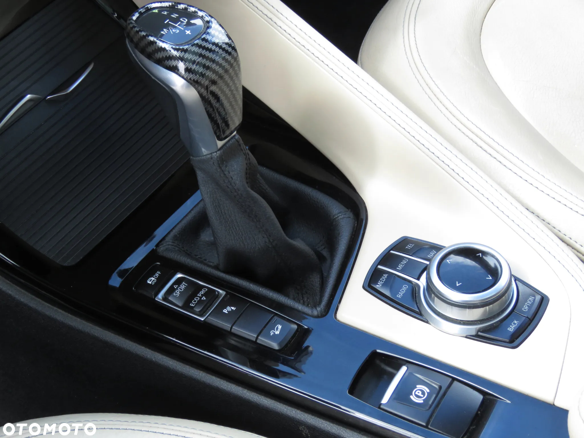 BMW X1 - 11