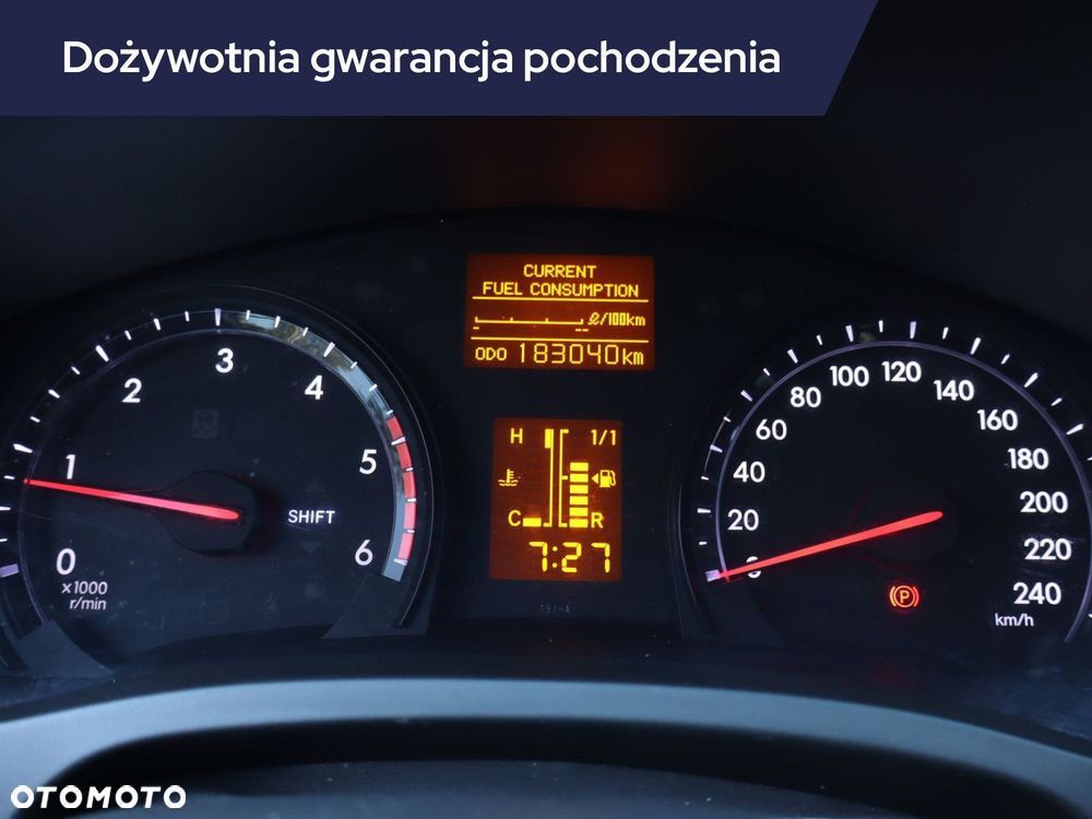 Toyota Avensis - 13
