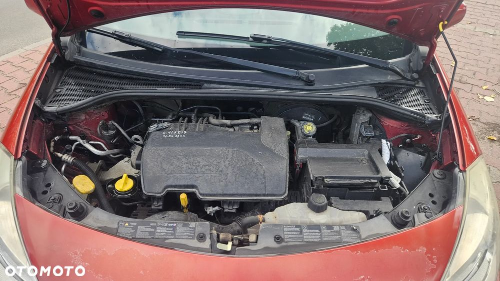 Renault Clio - 14