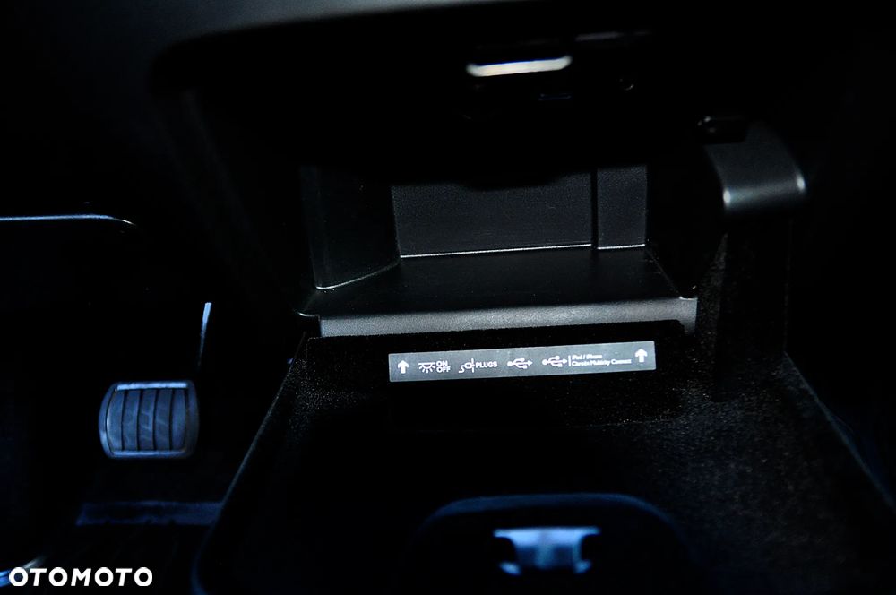 Citroën C4 Grand Picasso 1.6 THP Shine S&S EAT6 - 23
