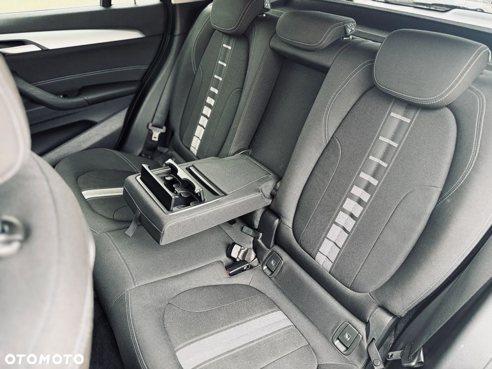 BMW X1 sDrive18d Advantage - 15