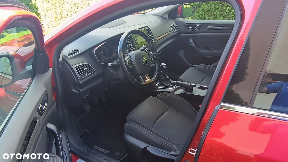 Renault Megane 1.2 Energy TCe Life - 10