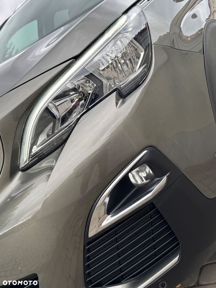 Peugeot 3008 - 25