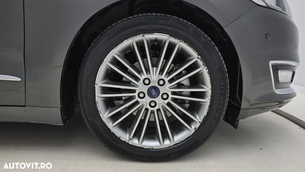 Ford Mondeo 2.0 HEV Vignale - 23