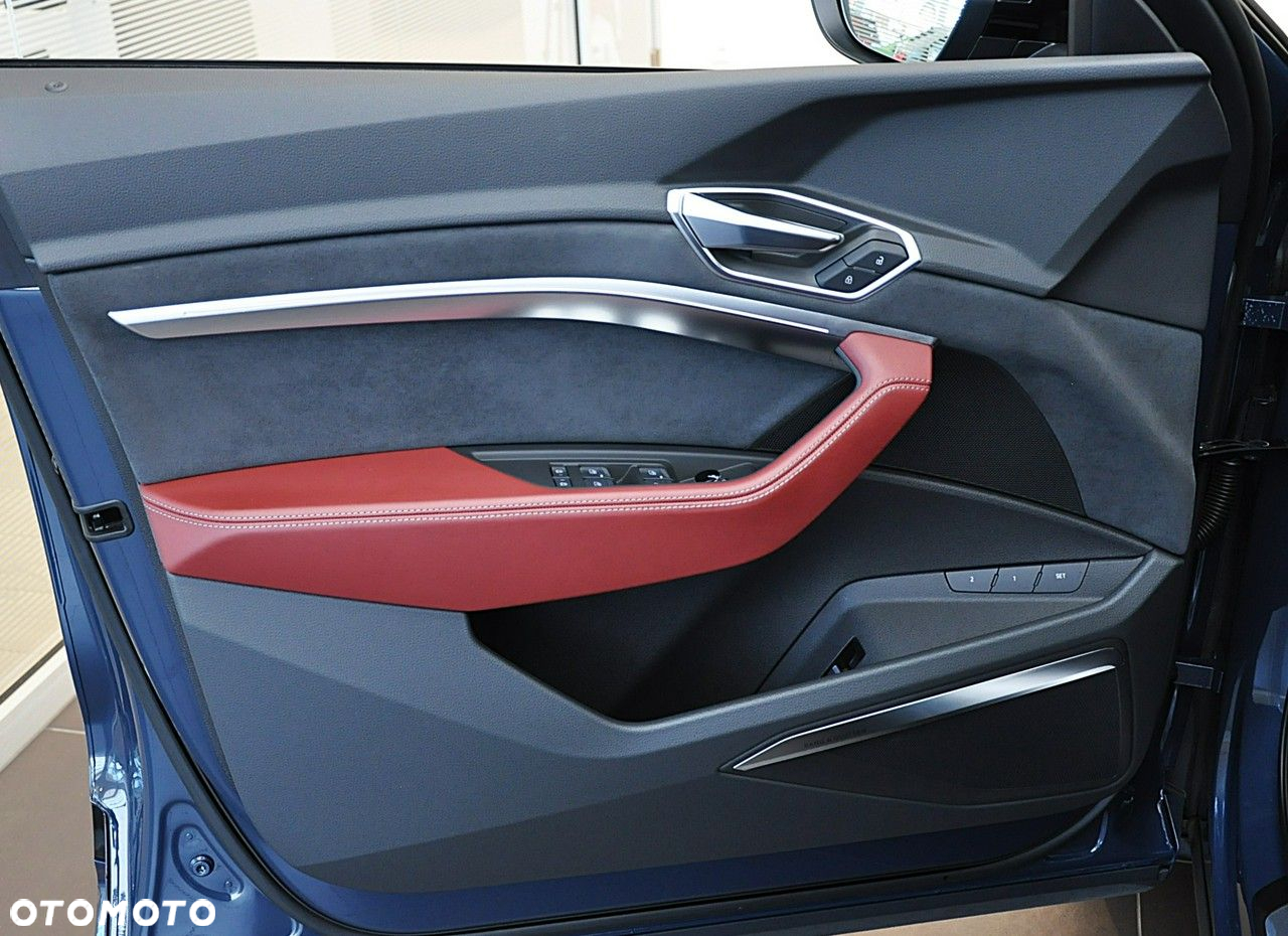 Audi e-tron - 23