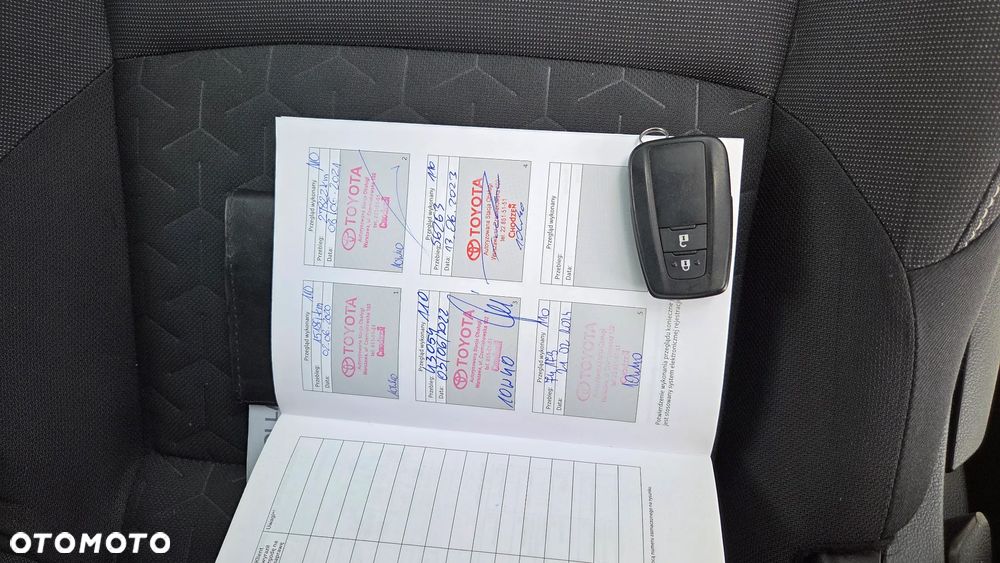 Toyota Corolla 1.8 Hybrid Comfort - 26