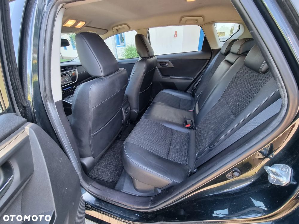 Toyota Auris 1.8 HSD Prestige NAVI - 12