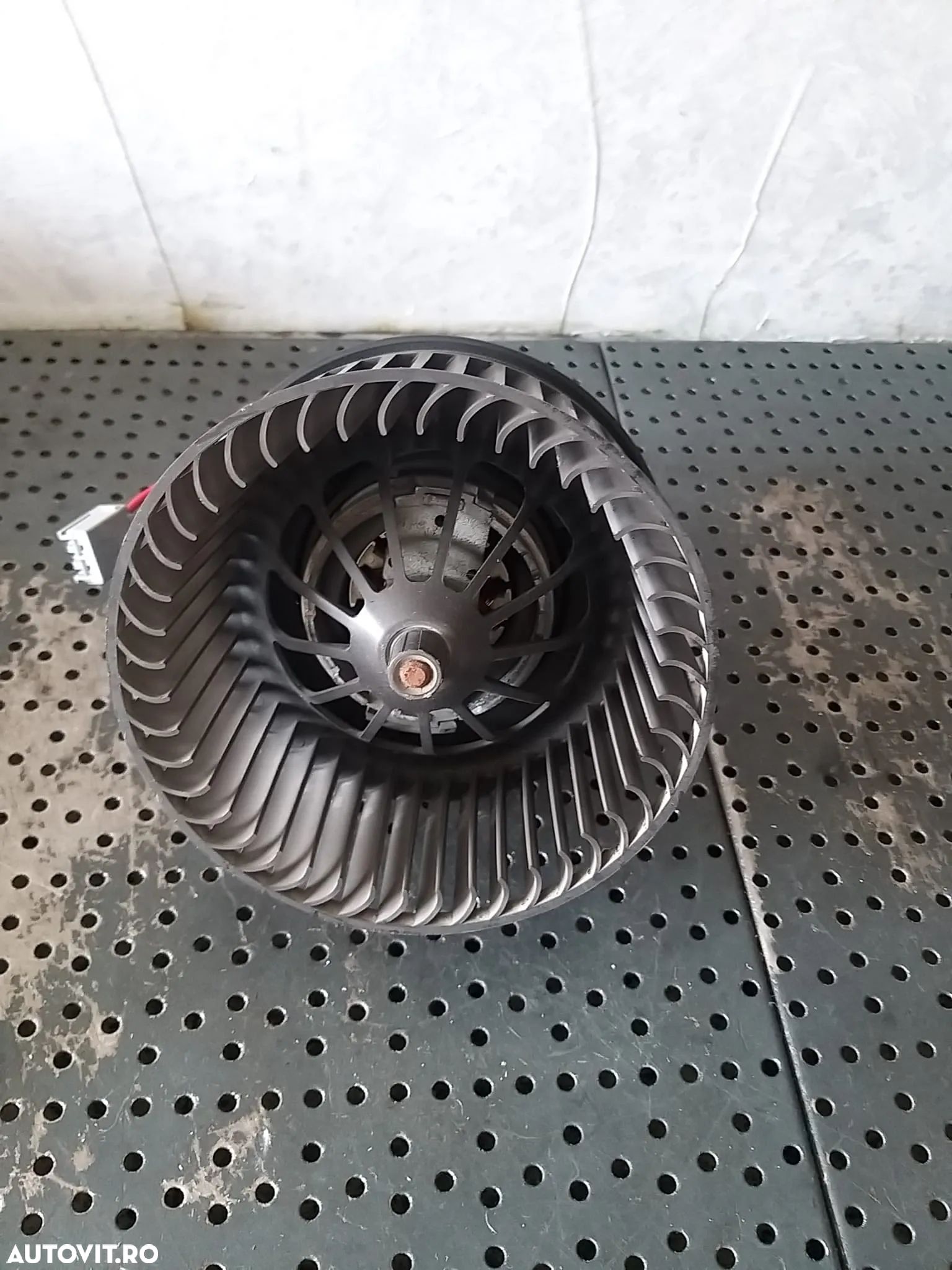 Aeroterma ventilator habitaclu 2.0 tdci ford kuga 2 dm2 av6n18456aa 0000965503 - 1