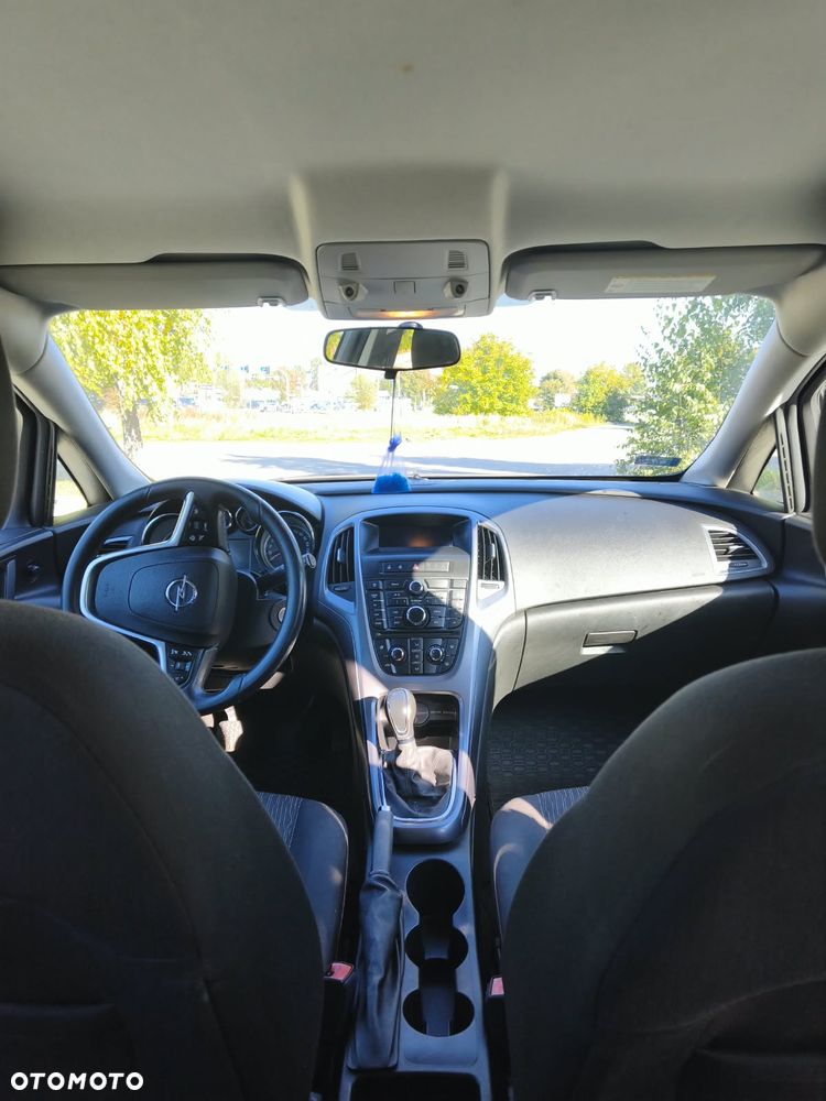 Opel Astra 2015 photo 5