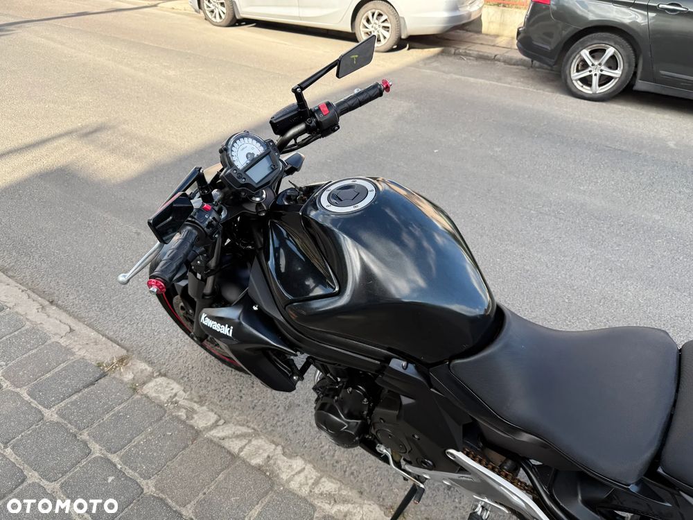 Kawasaki ER - 10