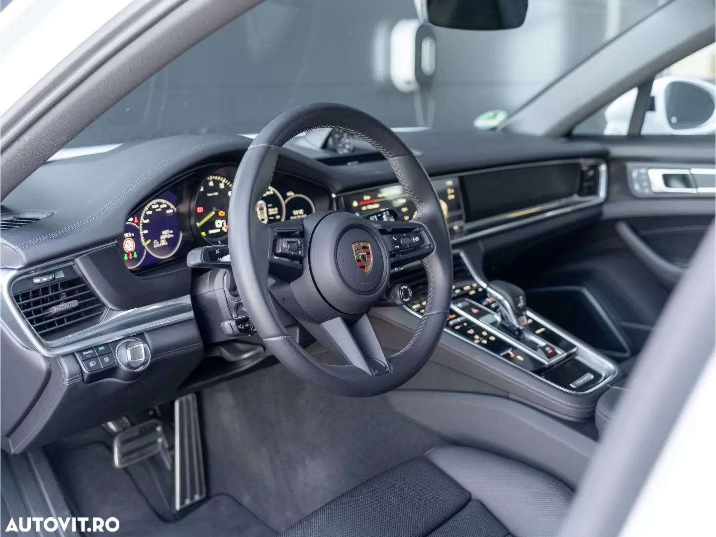 Porsche Panamera 4 E-Hybrid Platinum Edition - 19
