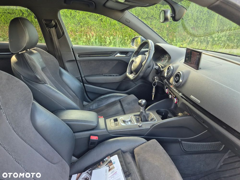 Audi A3 Sportback - 18