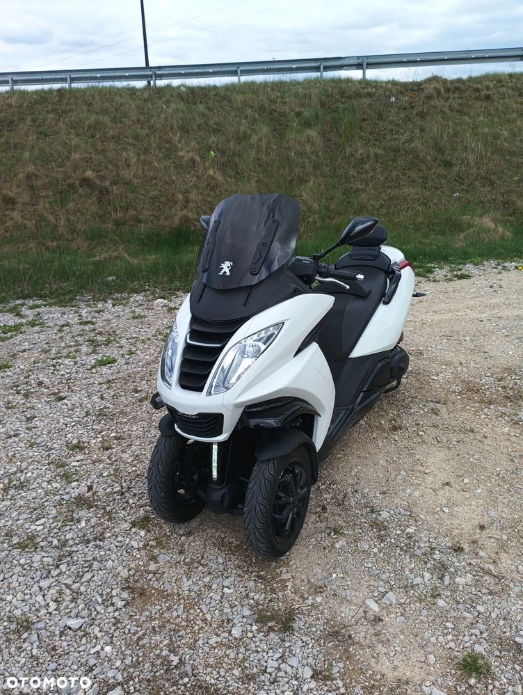 Peugeot Metropolis - 4