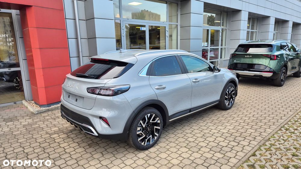 Kia XCeed 1.6 T-GDI Tribute DCT - 10