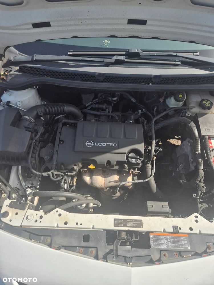Opel Astra 1.4 ecoFLEX Cosmo - 20
