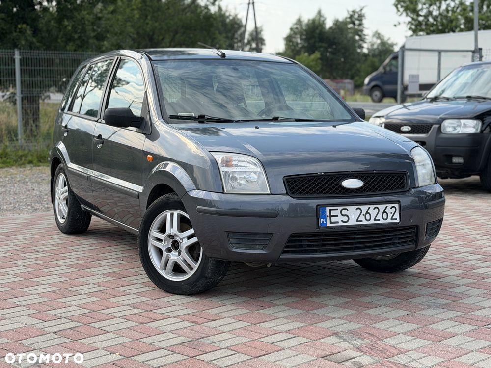 Ford Fusion - 1