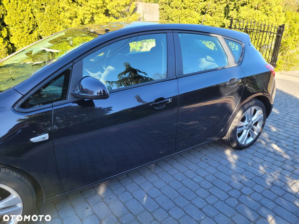 Opel Astra 1.4 Turbo Innovation - 13