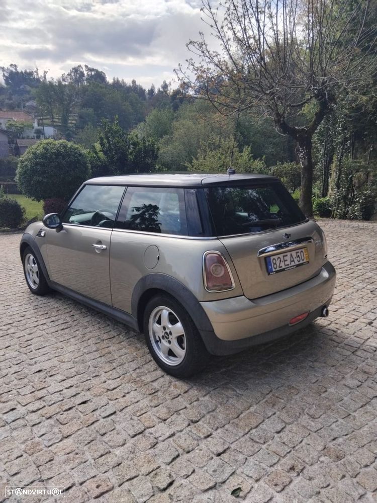 MINI 3 Portas Cooper D - 6