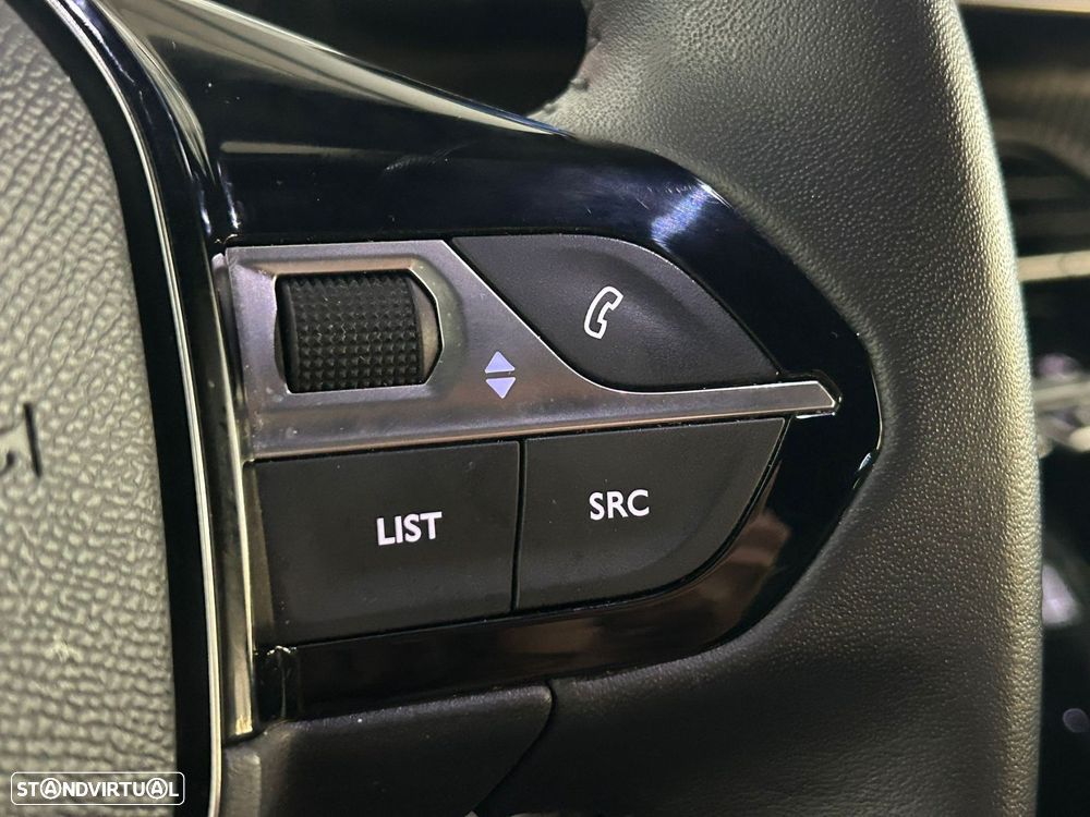 Peugeot 2008 1.2 PureTech Active - 15