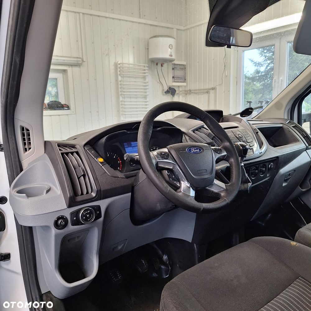 Ford TRANSIT 2,2 TDCI 155 KM DOKA 7 OSOBOWA BLIŻNIAKI DO 3,5T - 11