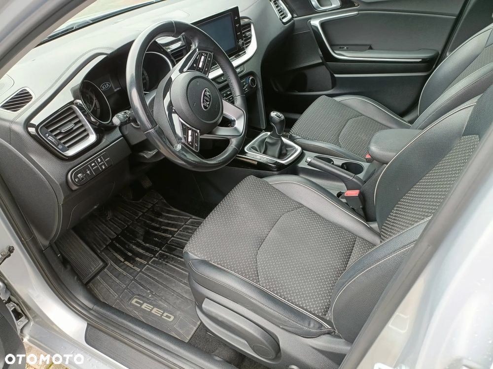 Kia Ceed 1.4 T-GDI L - 8