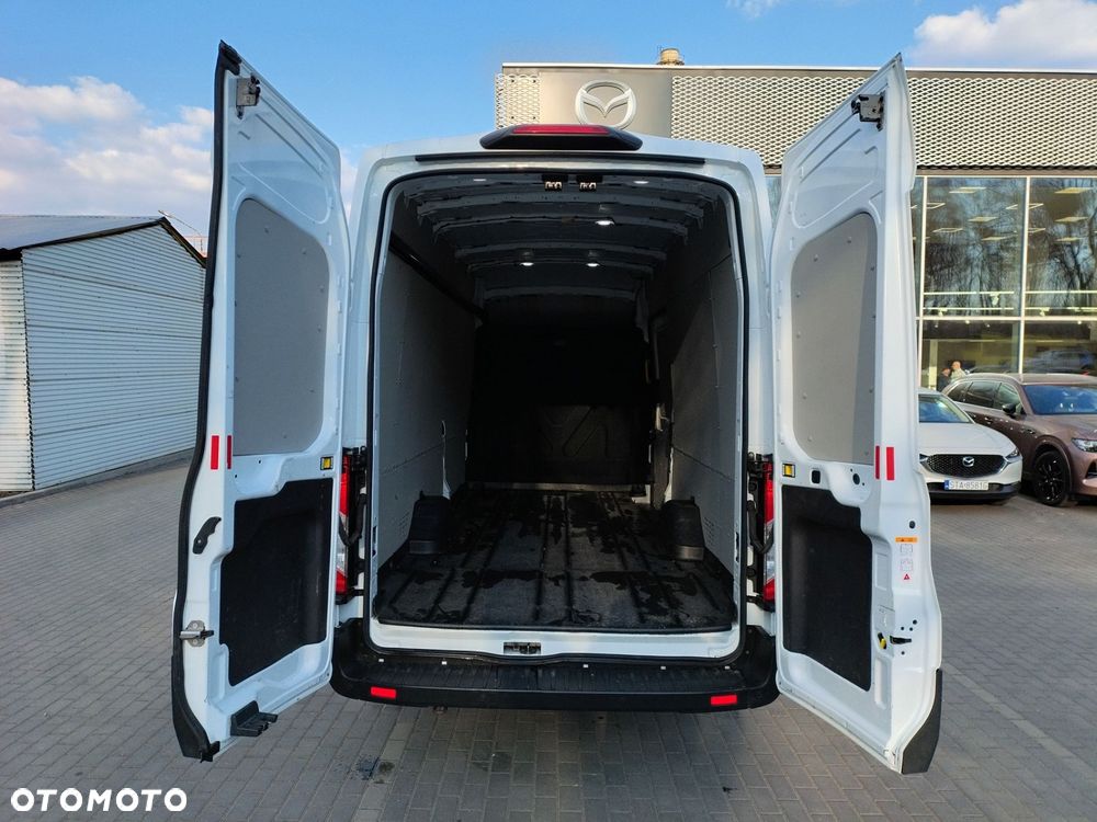 Ford Transit - 10