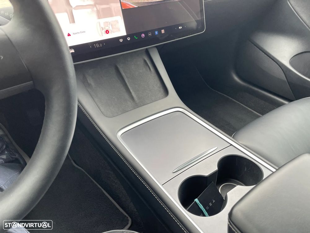 Tesla Model 3 Long Range Tração Traseira - 28