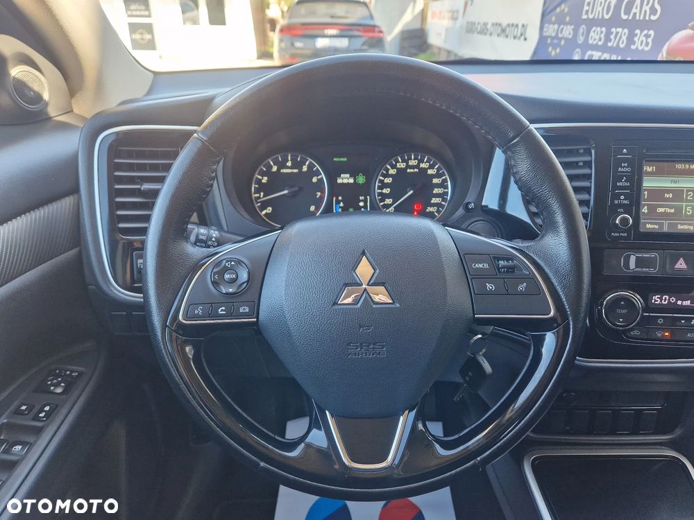 Mitsubishi Outlander 2.0 2WD Diamant - 19