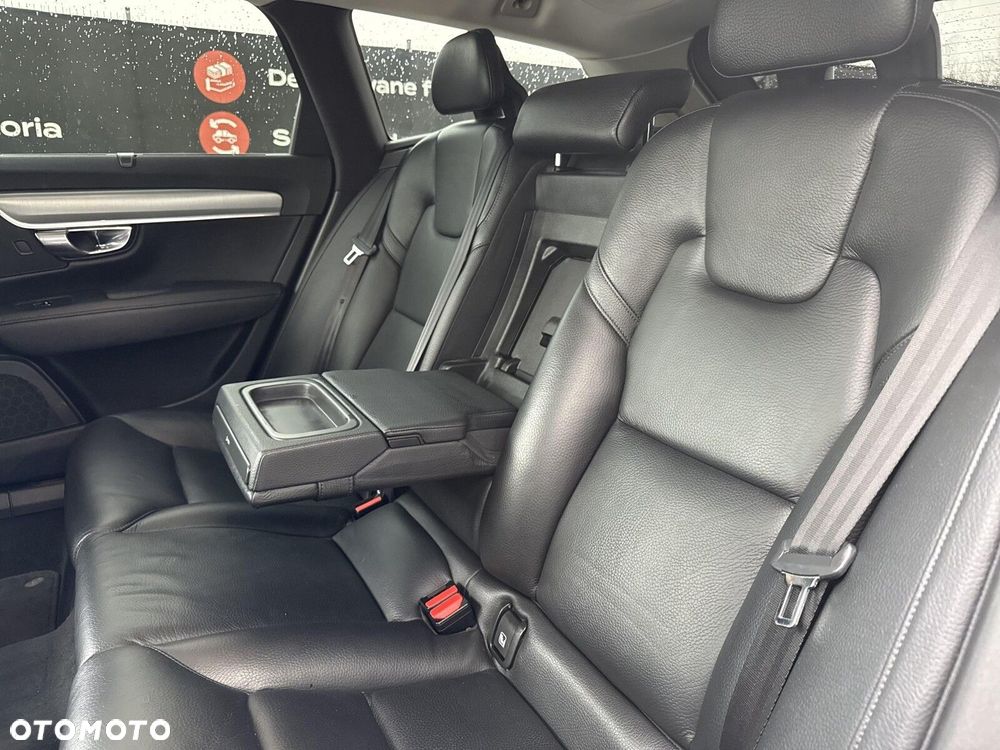 Volvo V90 D3 Momentum - 20