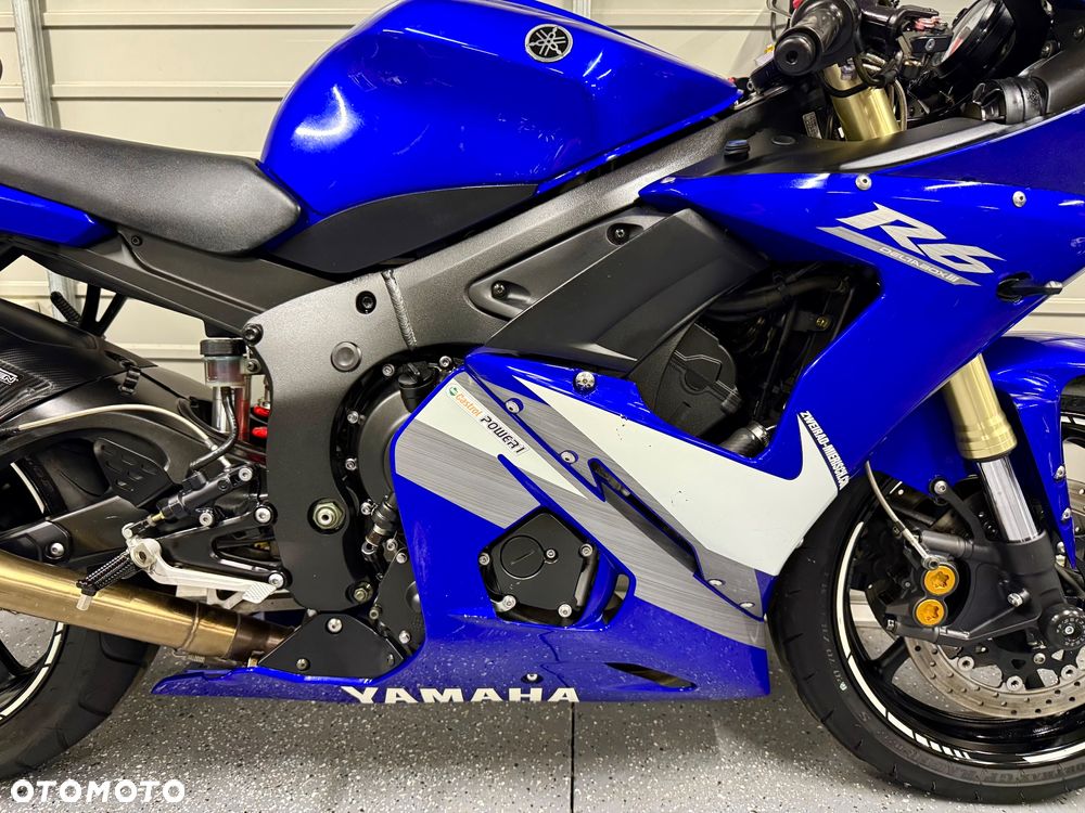 Yamaha R6 - 10