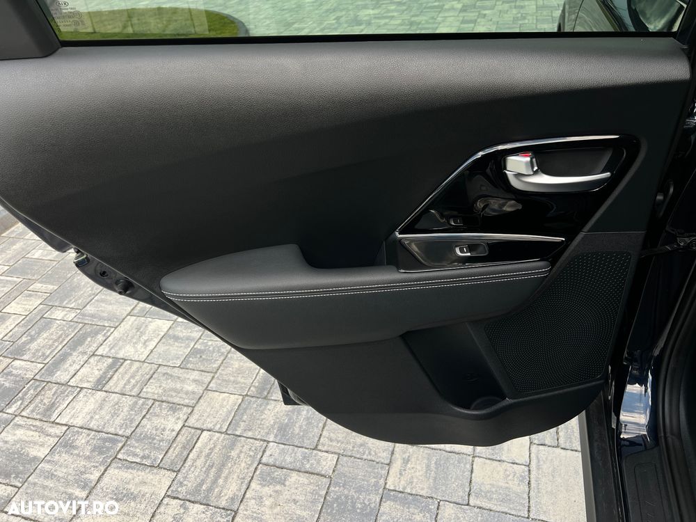 Kia Niro Vision - 20