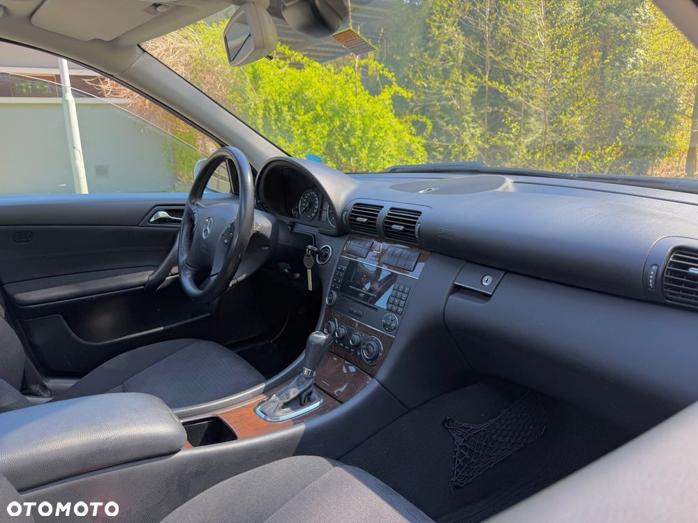 Mercedes-Benz Klasa C 180 Kompressor Automatik Classic - 14