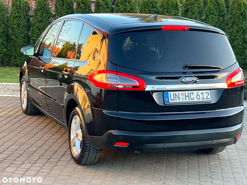 Ford S-Max 2.0 TDCi DPF Champions Edition - 14