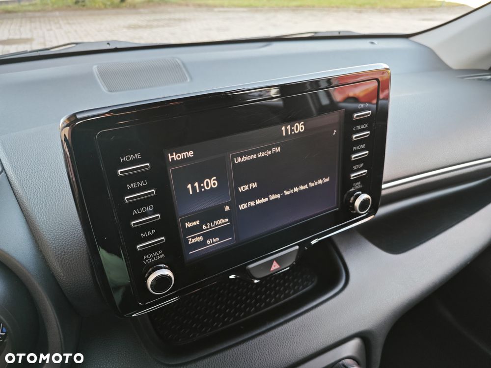 Toyota Yaris 1.5 VVT-i Team Deutschland - 25