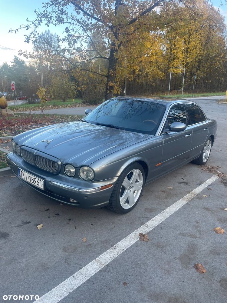 Jaguar XJR 4.2 - 4