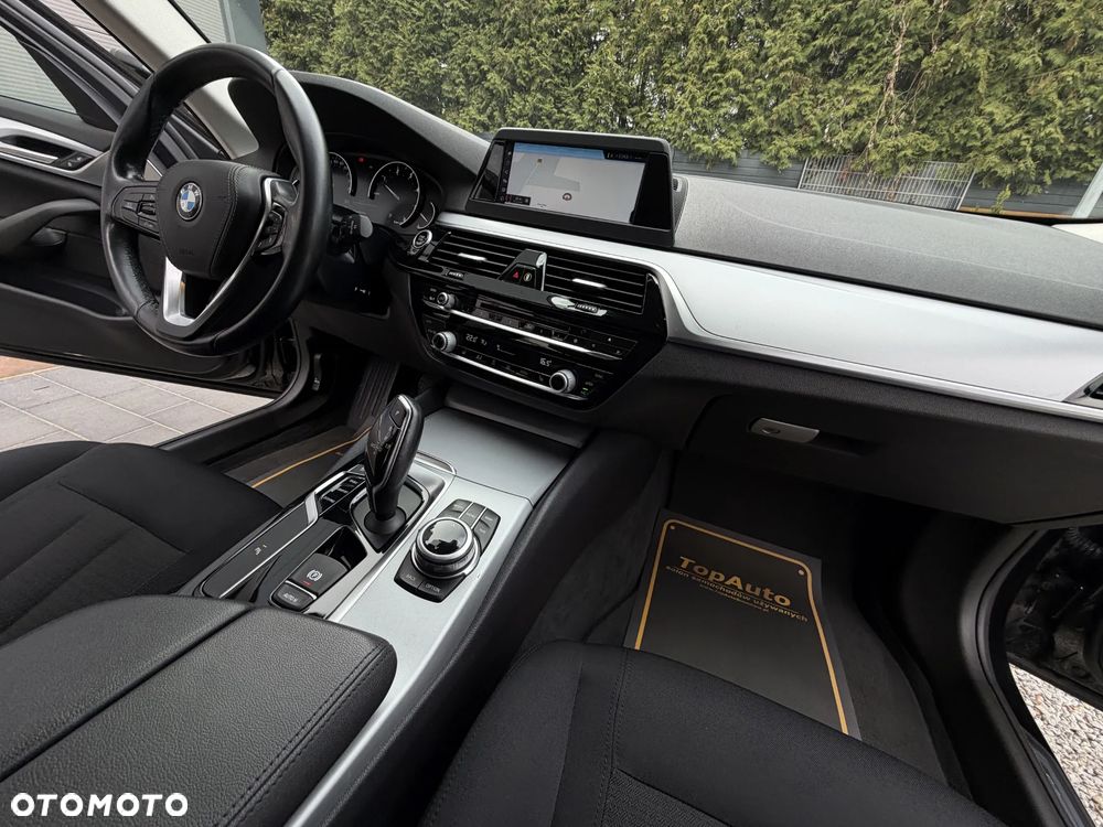 BMW Seria 5 520d - 17