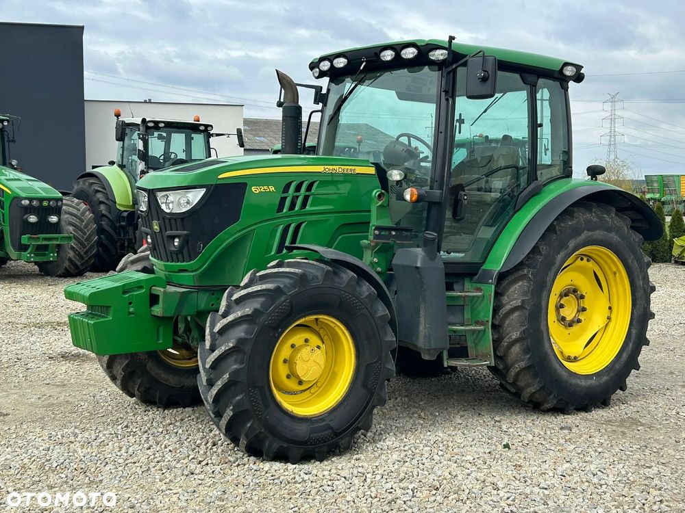 John Deere 6125R - 10