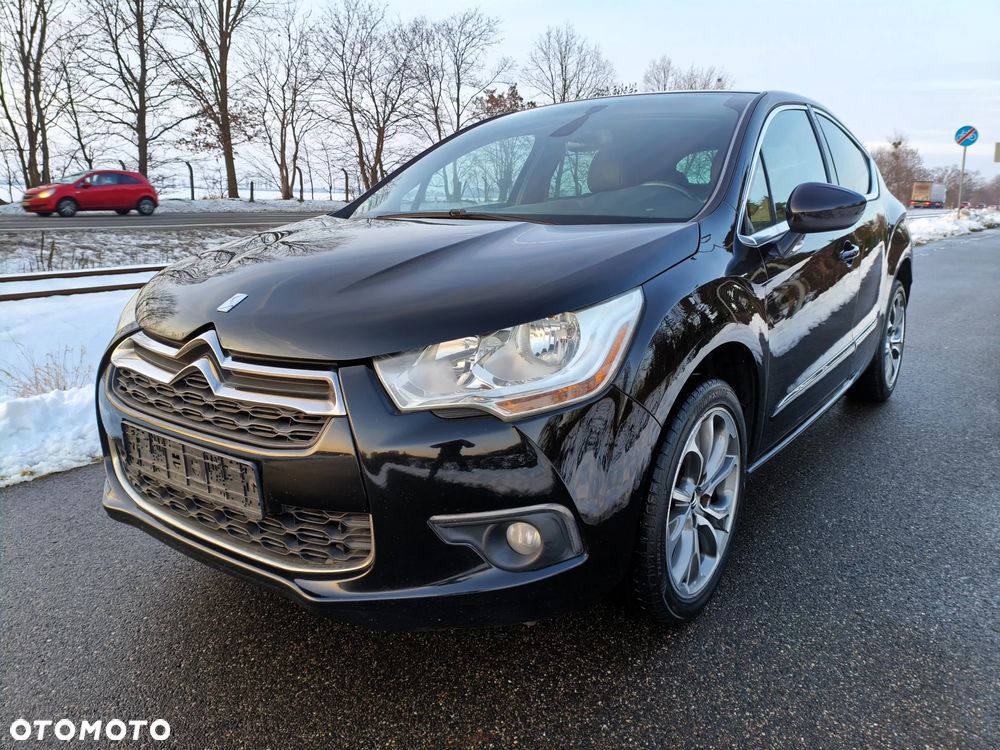 Citroën DS4 HDi 165 SoChic - 2