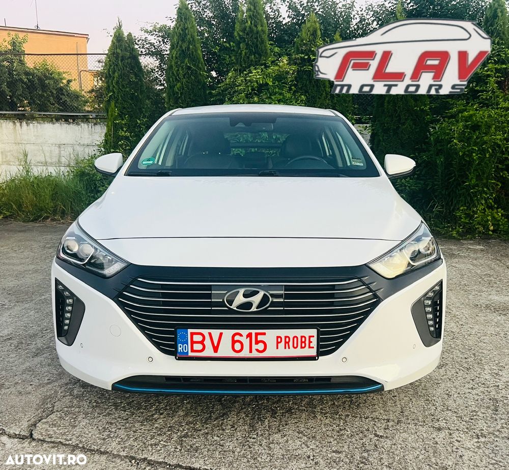 Hyundai IONIQ 1.6 GDI Premium - 32