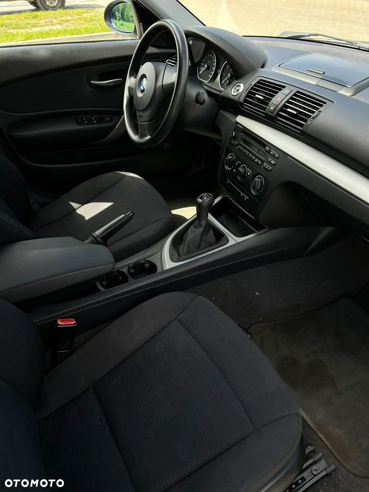 BMW Seria 1 116i - 12